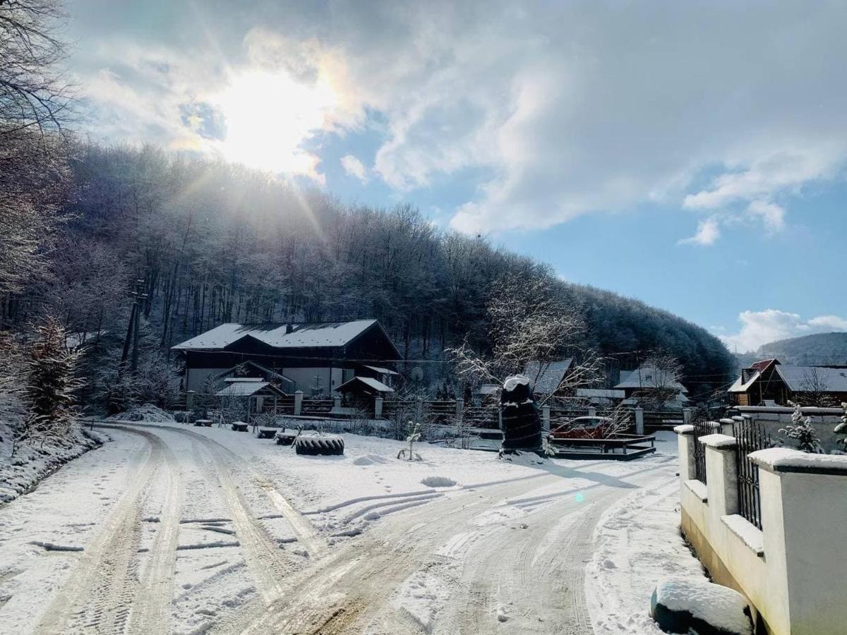 Chalet Vedmezhe Поляна Экстерьер фото